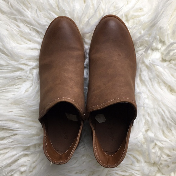 Universal Thread Ankle Boots - Picture 5 of 8